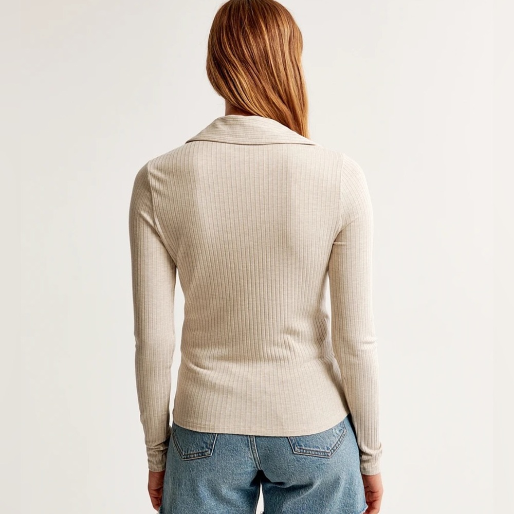 Abercrombie Long-Sleeve Wide Rib Polo Top - Picture 3 of 5